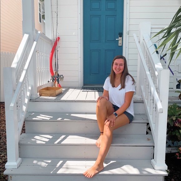 Meet your Posher, Jenna - Picture 1 of 1